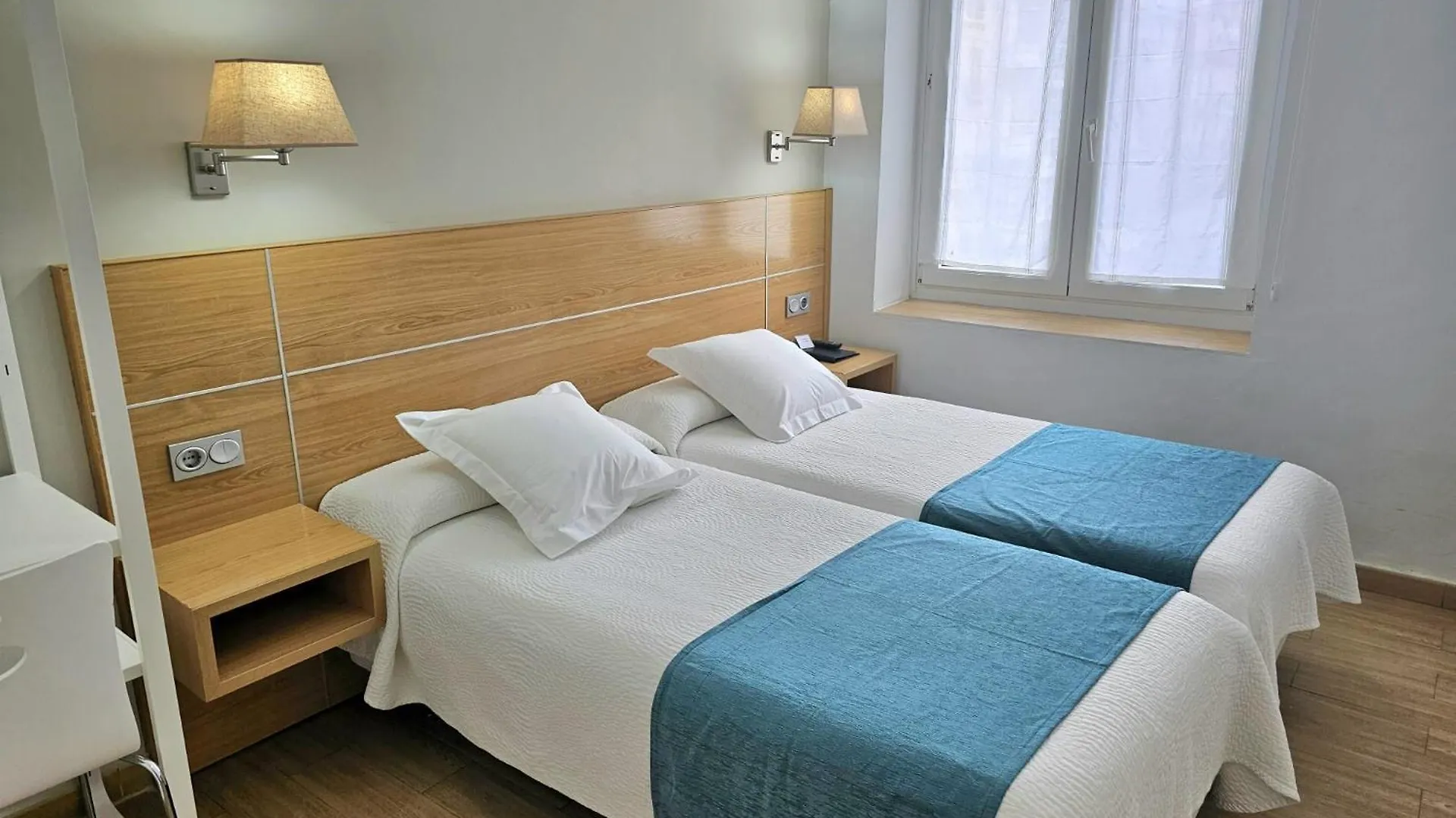 Musika Plaza Hotel Zarautz 0*,  Spain