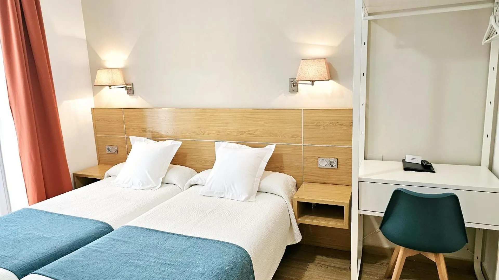 Musika Plaza Hotel Zarautz Guest house